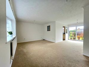 Photo 8- click for photo gallery